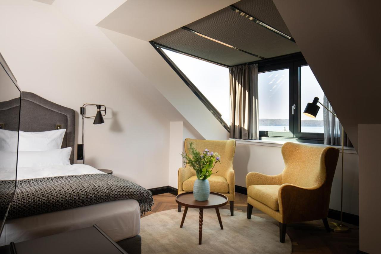 Das James Flensburg Luaran gambar A room at the Hotel