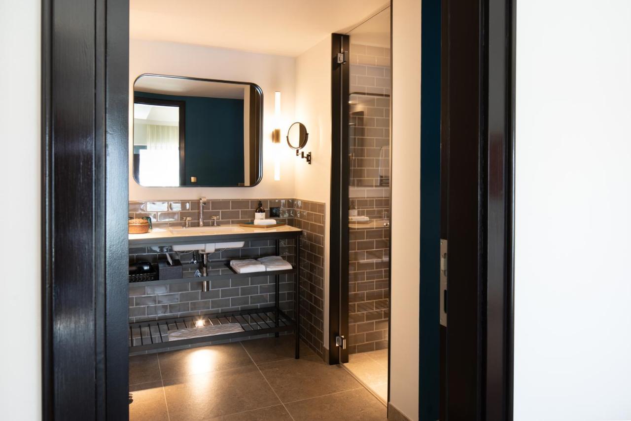 Das James Flensburg Luaran gambar Bathroom